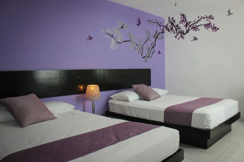Hotel Casa Nova Merida