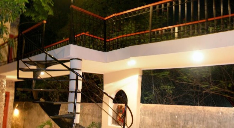 Casa Del Maya Bed & Breakfast