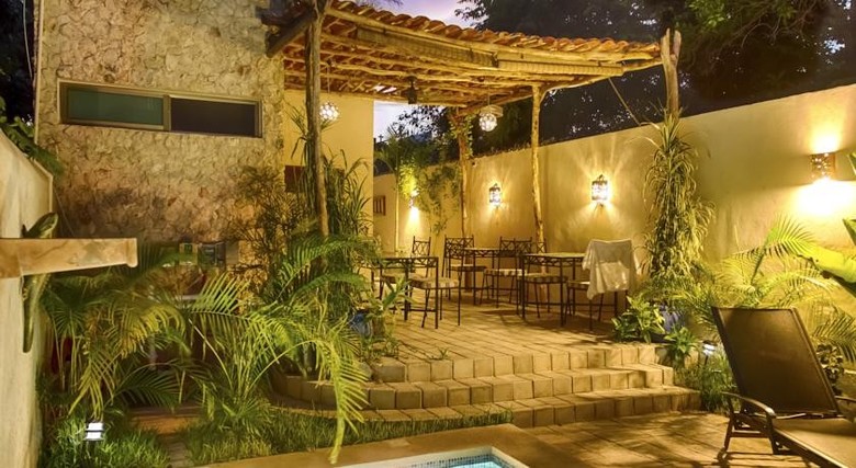 Casa Del Maya Bed & Breakfast