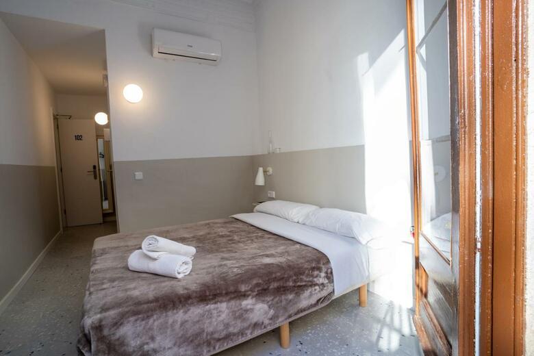Hostal Pension Francia