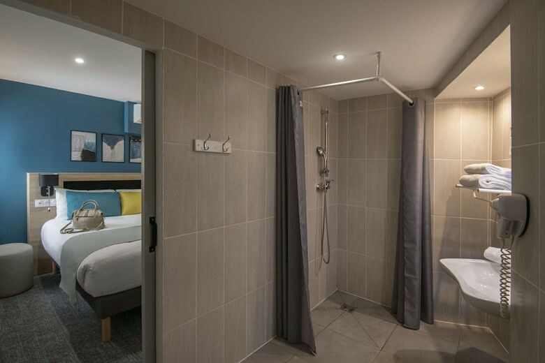 Hotel Bristol