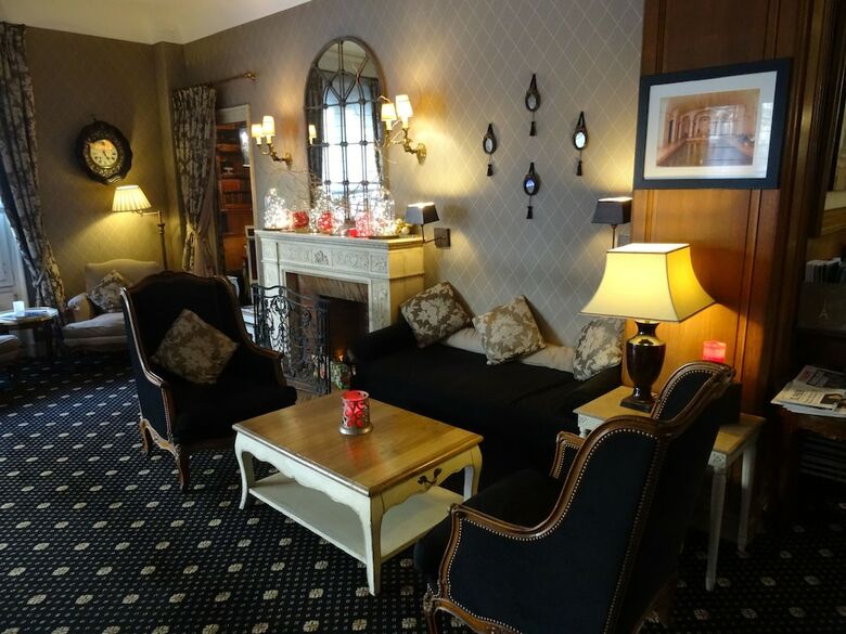 Claridge Hotel