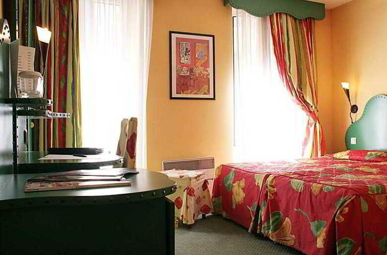 Hotel Pavillon R�publique Les Halles