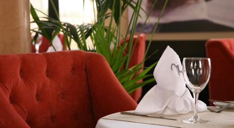 Hotel Rose Garden Resort & Spa