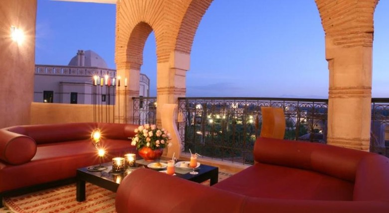 Hotel Rose Garden Resort & Spa