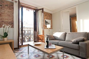 Fuster Apartments