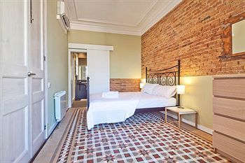 Fuster Apartments