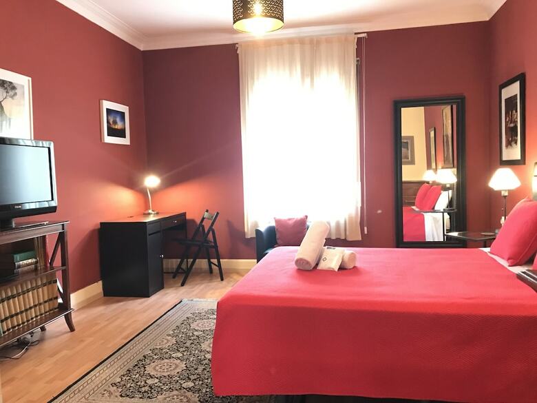 Fisa Rentals Gran Via Apartments