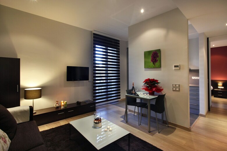 Fisa Rentals Gran Via Apartments