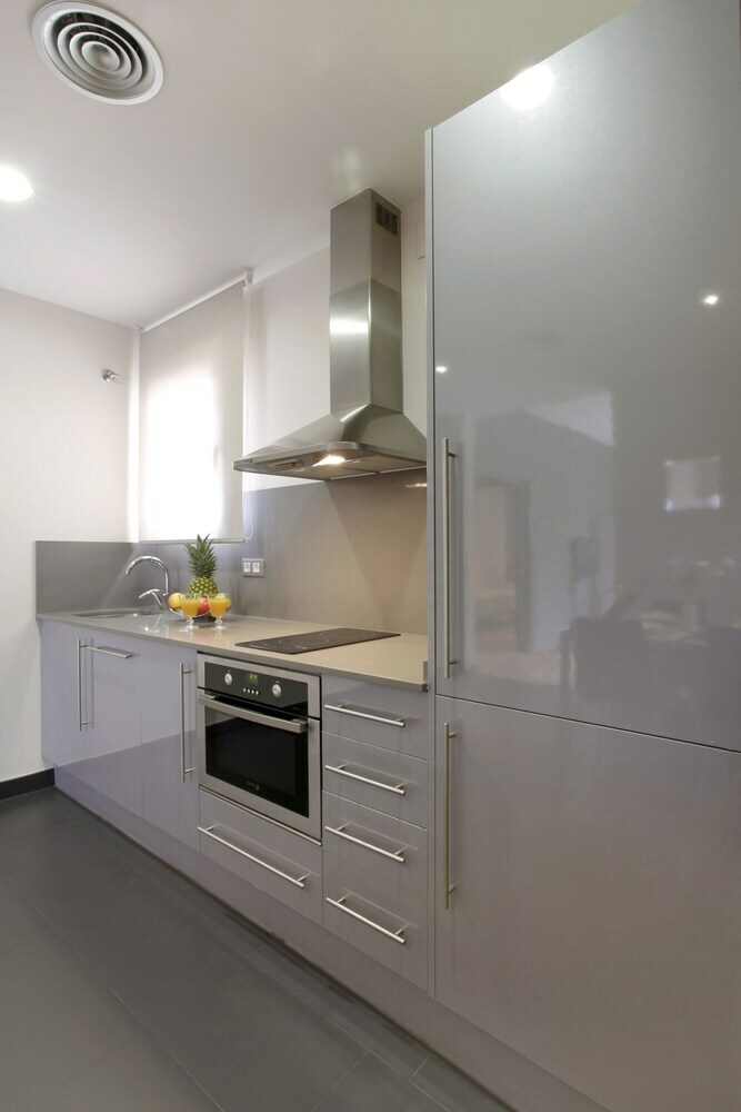 Fisa Rentals Gran Via Apartments