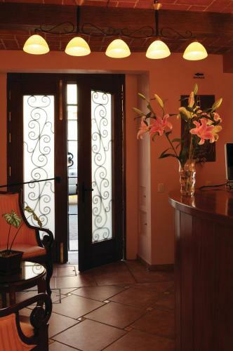 Hotel Marhialja Suites