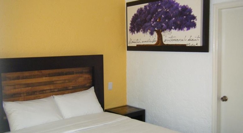 Happy Express Hotel