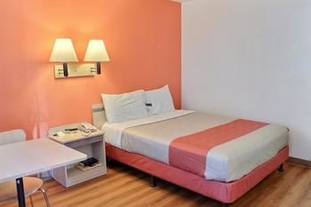 Motel 6 Atascadero