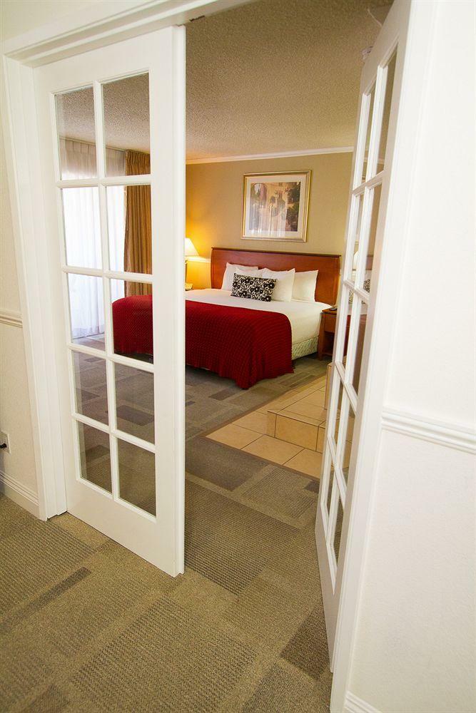 Hotel Rosedale