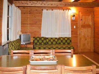 Lodge Caba�as Nonthue