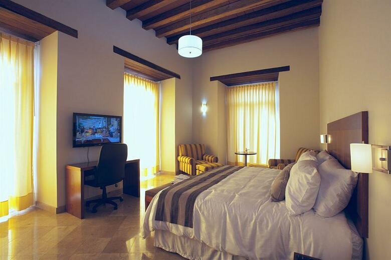 Hotel Parador De Alcal�