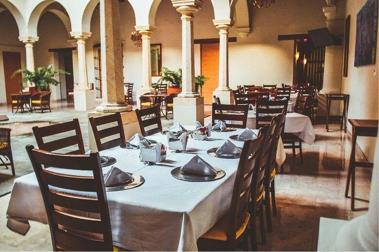 Hotel Parador De Alcal�