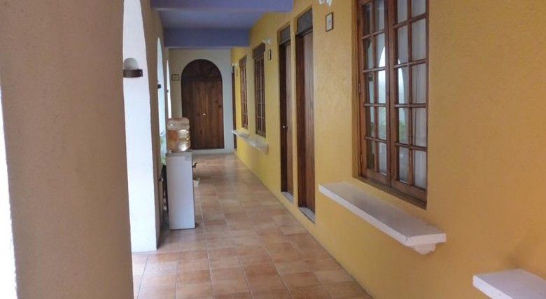 Hotel Tr�bol