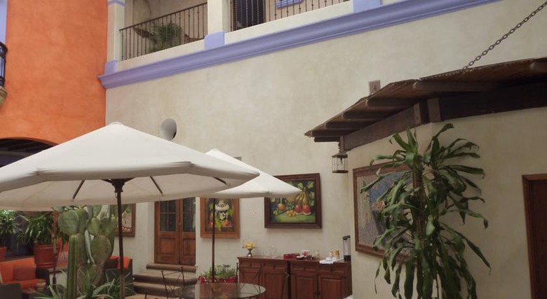 Hotel Tr�bol