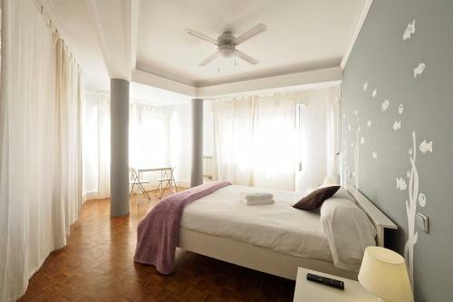 Hostal Monrooms Barcelona