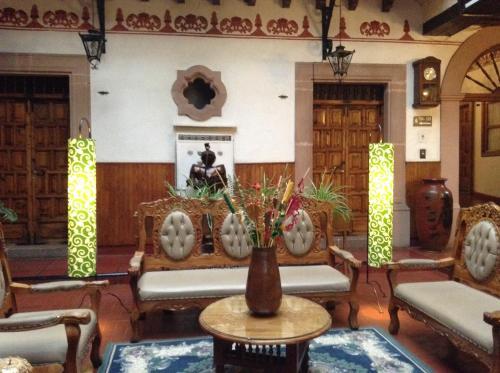 Hotel Los Escudos
