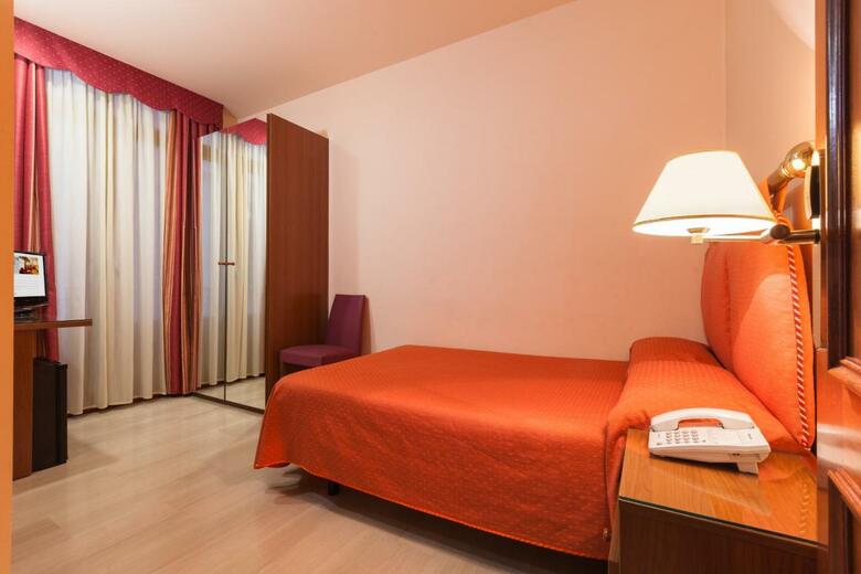 Alba Hotel