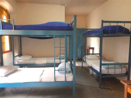 Brumas Hostel