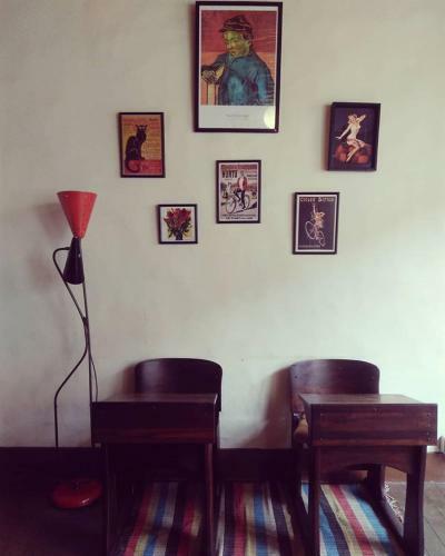 Brumas Hostel