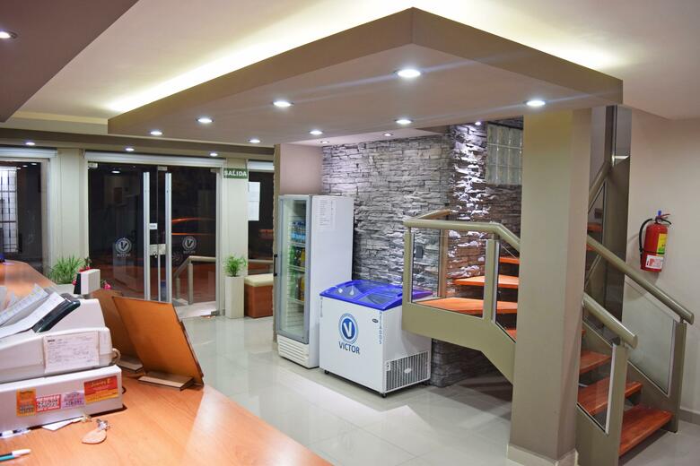 Victor Hotel
