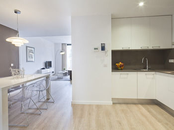 Gir80 Apartments