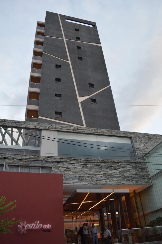 Hotel Estilo Mb
