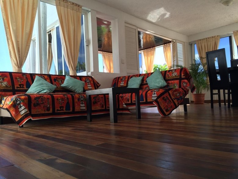Embarcadero Maya B&B