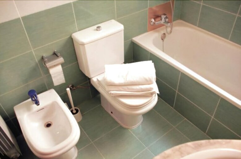 Alguera Apartments Napols
