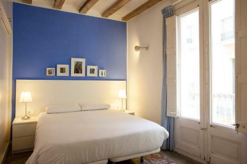 Ramblas Apartments