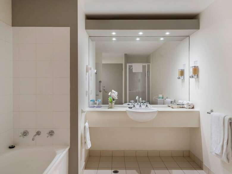Hotel Park Regis Griffin Suites