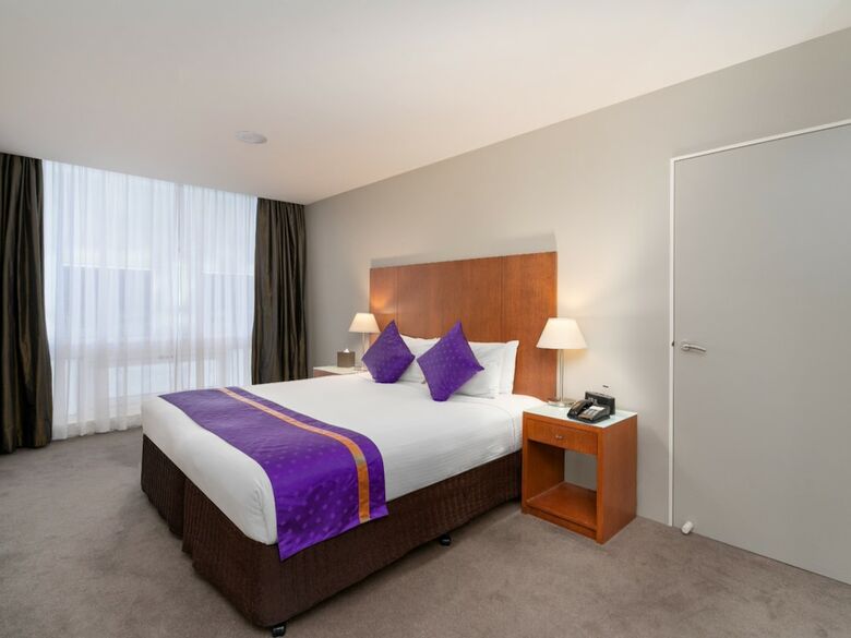 Hotel Park Regis Griffin Suites
