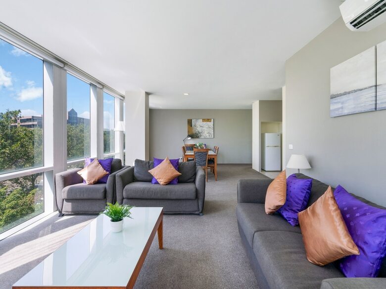 Hotel Park Regis Griffin Suites
