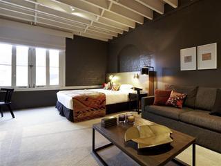 Hotel Harbour Rocks