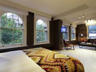 Hotel Harbour Rocks