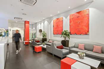 Ibis World Square Hotel