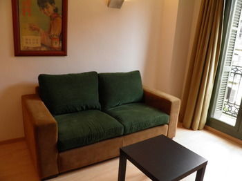 Apartaments Sant Jordi Fontanella