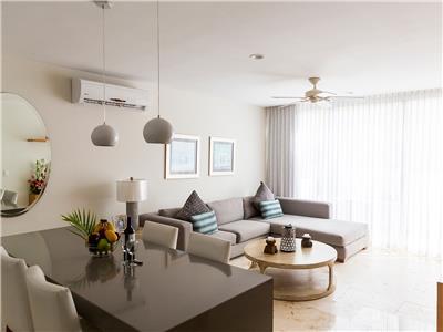 Aparthotel Anah Suites