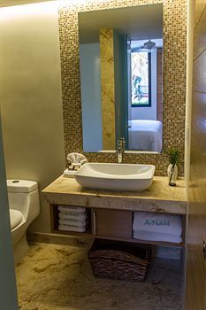Aparthotel Anah Suites