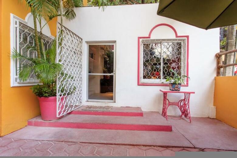 Koox Playa Hotel