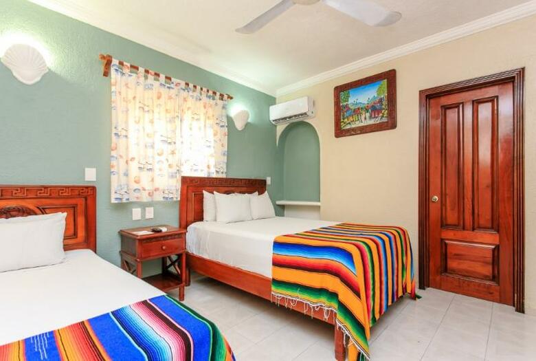 Koox Playa Hotel