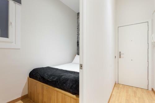 Bcn Whynot Fira Apartments