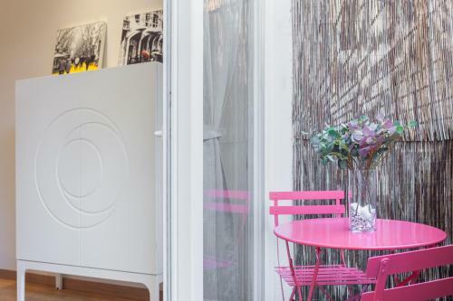 Bcn Whynot Fira Apartments