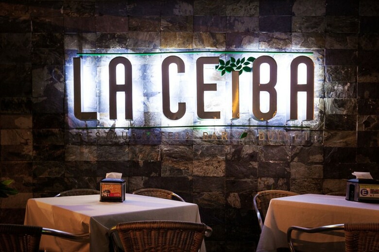 Tukan Hotel & Beach Club