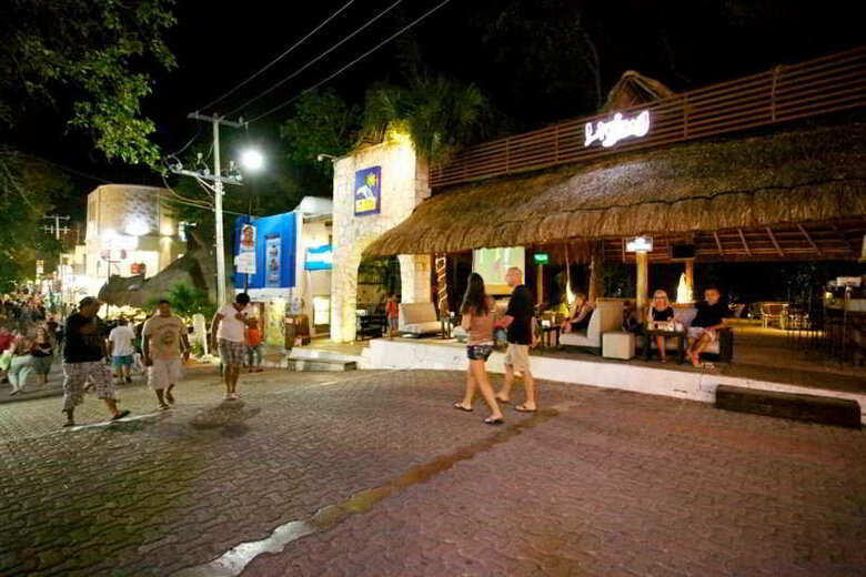 Tukan Hotel & Beach Club
