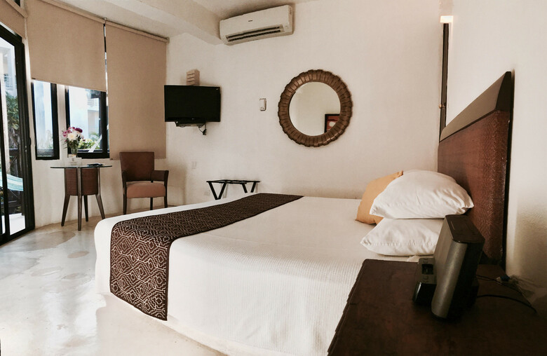Siesta Fiesta Hotel